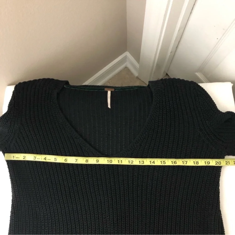 Free People Damsel‎ Flare Sleeve Cable Knit Black Pullover Sweater S